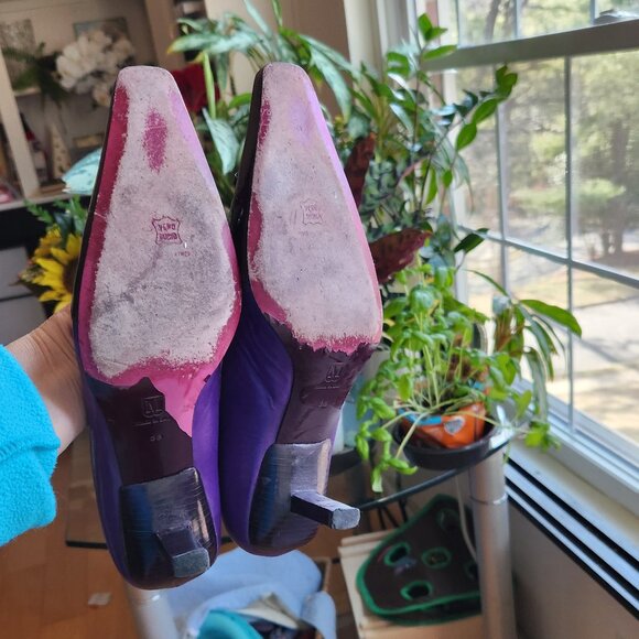 Bruno Magli Italy Leather Purple Shoes Heels Bow Size 7.5 or 7 1/2 Medium Heel - Picture 9 of 15